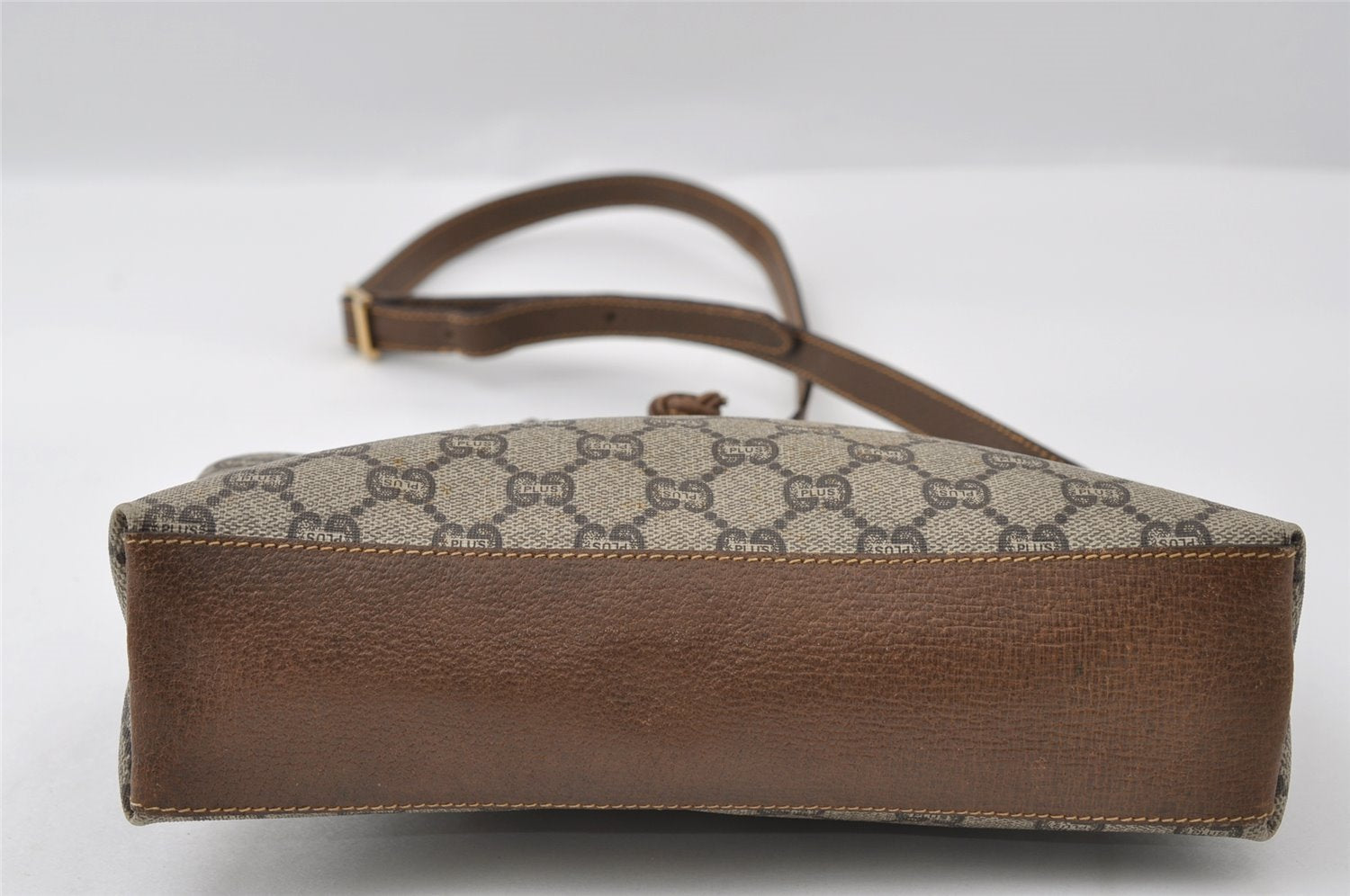 Authentic GUCCI GG Plus Shoulder Cross Body Bag GG PVC Leather Brown Junk 5171I