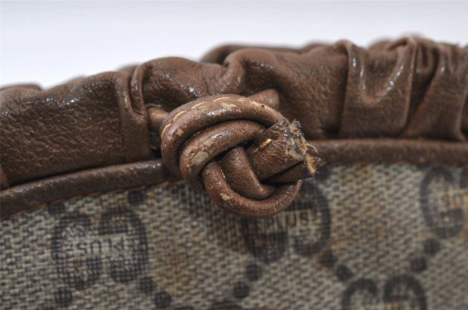 Authentic GUCCI GG Plus Shoulder Cross Body Bag GG PVC Leather Brown Junk 5171I