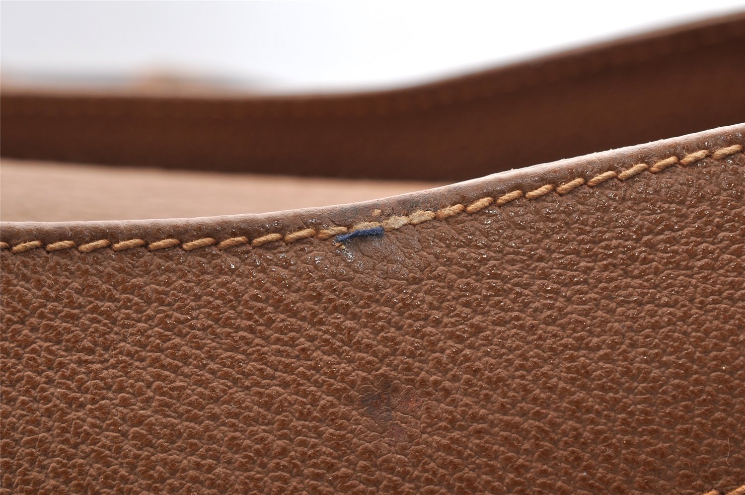 Authentic GUCCI Bamboo Hand Shoulder Bag Suede Leather Brown Junk 5173I