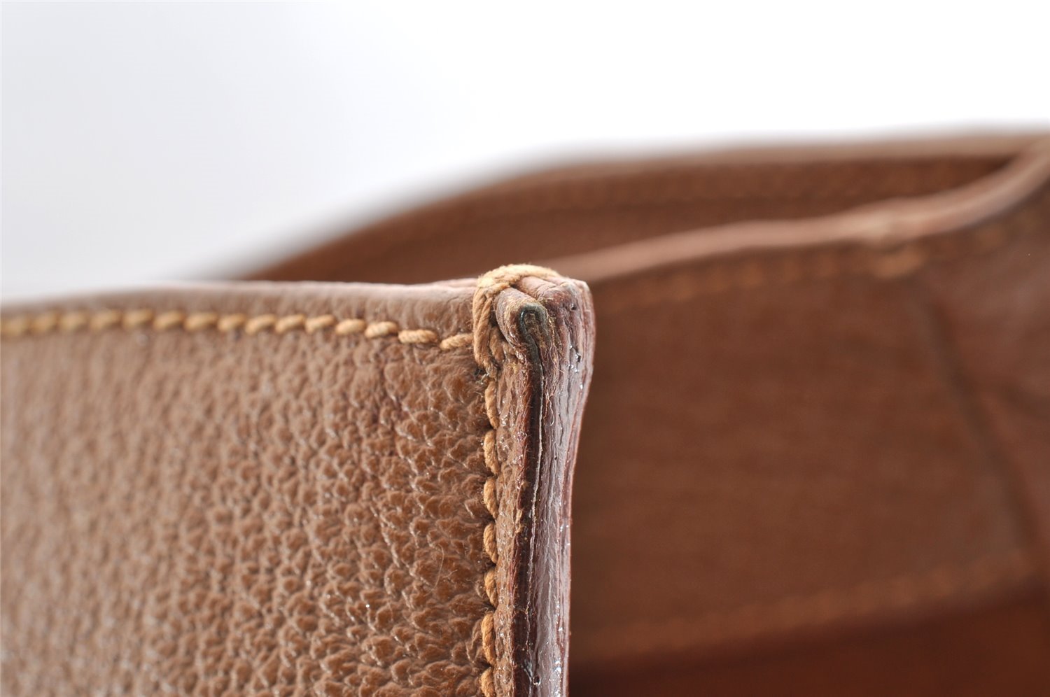 Authentic GUCCI Bamboo Hand Shoulder Bag Suede Leather Brown Junk 5173I