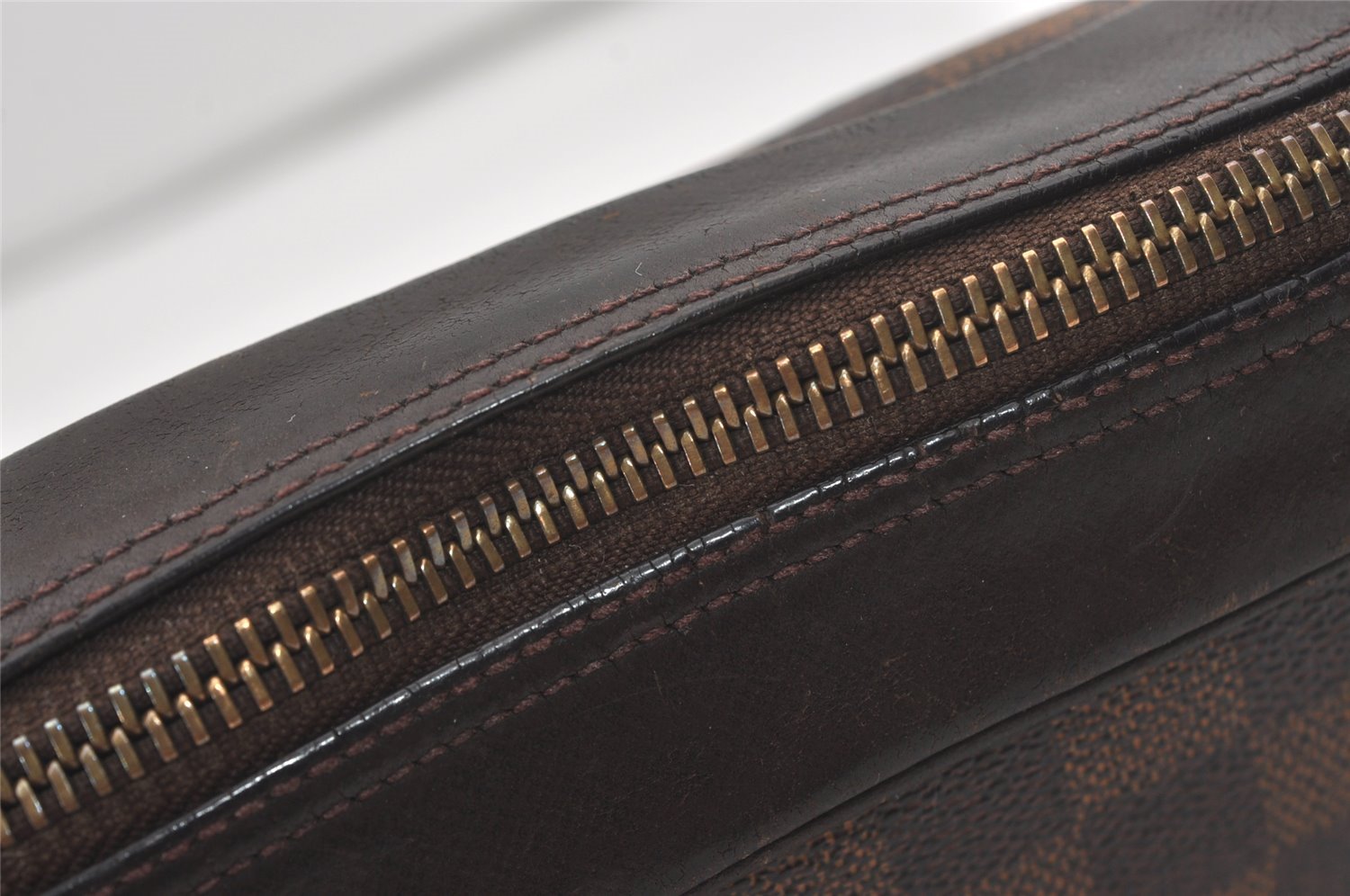 Authentic Louis Vuitton Damier Trousse Toilette Clutch Hand Bag N47623 LV 5186I