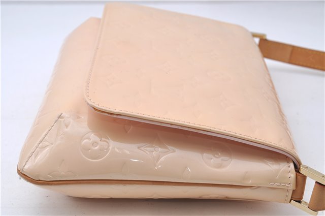 Auth Louis Vuitton Vernis Thompson Street Shoulder Bag Beige M91070 LV 5190D