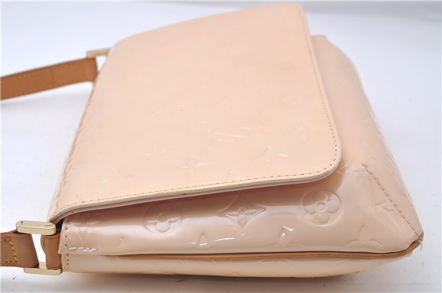 Auth Louis Vuitton Vernis Thompson Street Shoulder Bag Beige M91070 LV 5190D