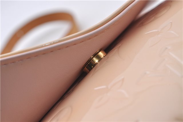 Auth Louis Vuitton Vernis Thompson Street Shoulder Bag Beige M91070 LV 5190D