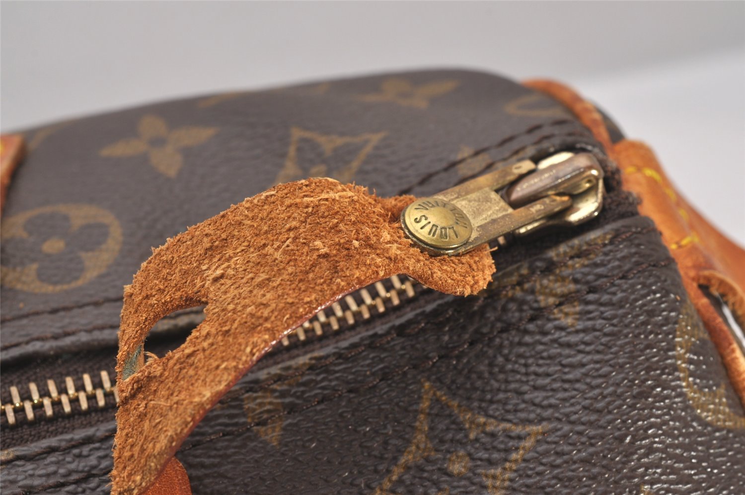 Authentic Louis Vuitton Monogram Speedy 30 Hand Boston Bag M41526 LV 5190I