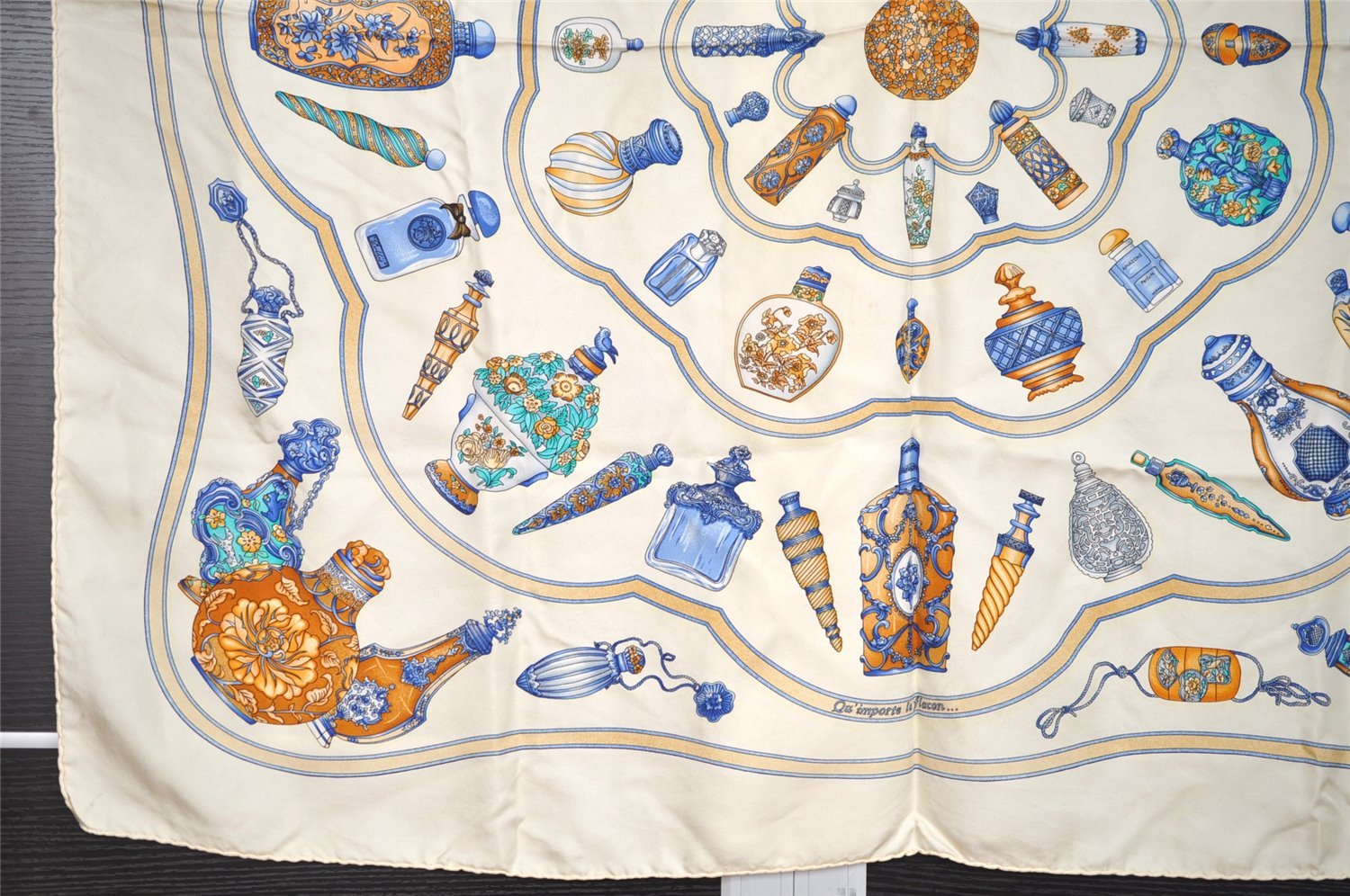 Authentic HERMES Carre 90 Scarf 