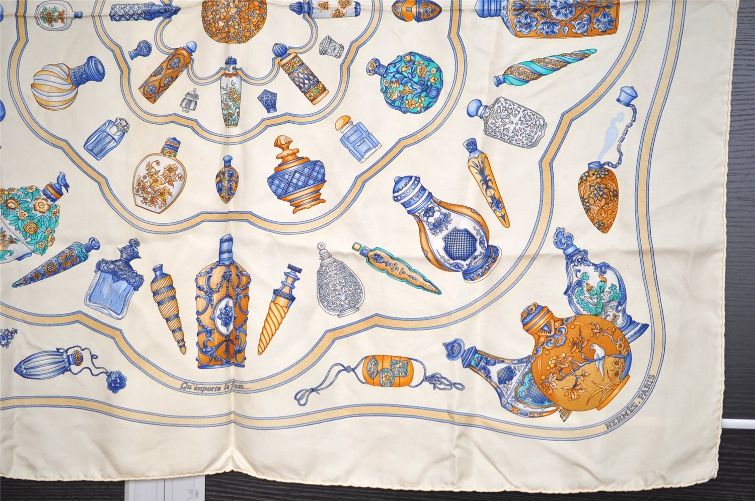 Authentic HERMES Carre 90 Scarf 