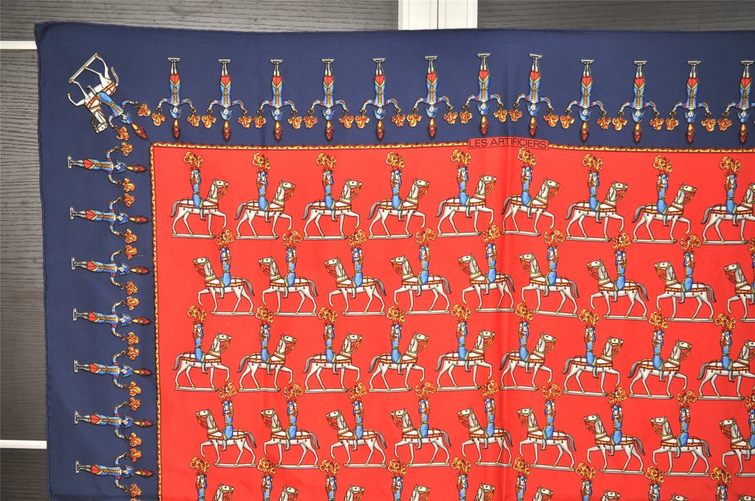 Authentic HERMES Carre 90 Scarf 