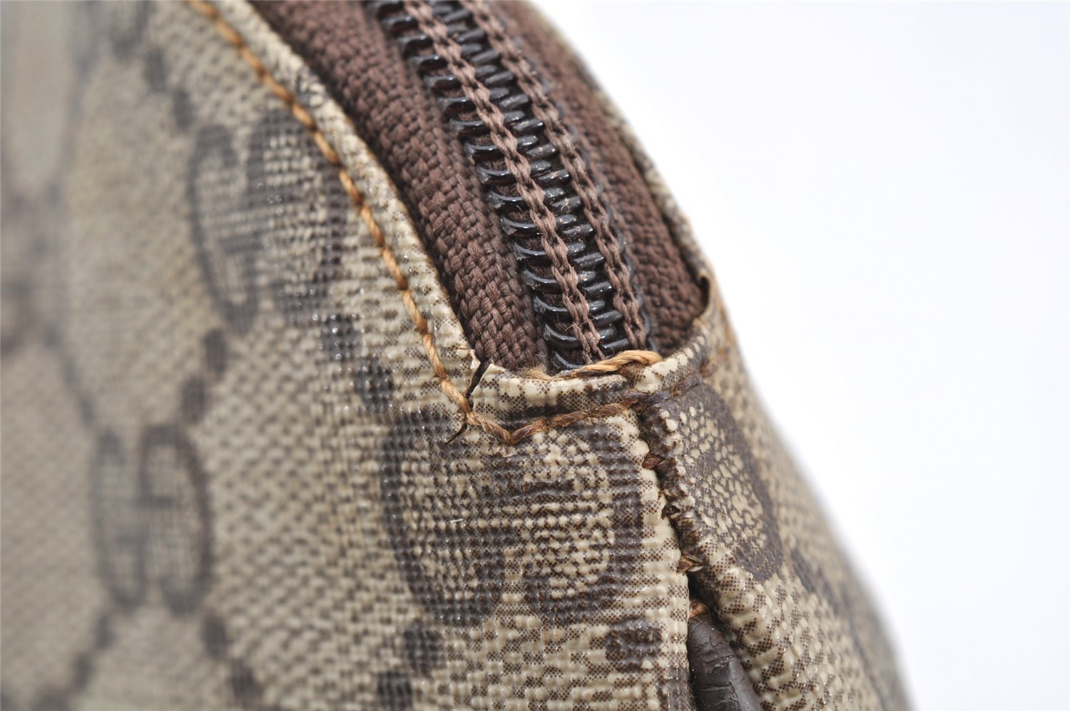 Authentic GUCCI Vintage Pouch Purse GG PVC Leather Brown Junk 5201I