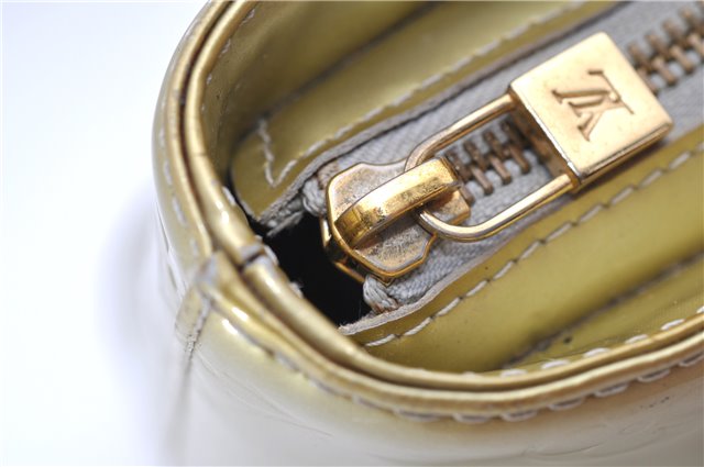 Auth Louis Vuitton Vernis Houston Shoulder Bag M91053 Light Green LV Junk 5204D