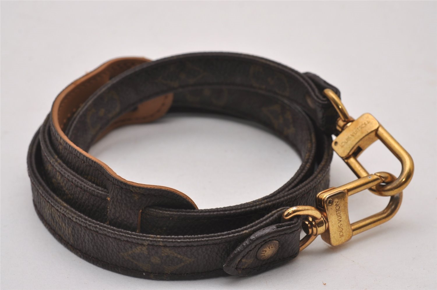 Authentic Louis Vuitton Monogram Shoulder Strap 39