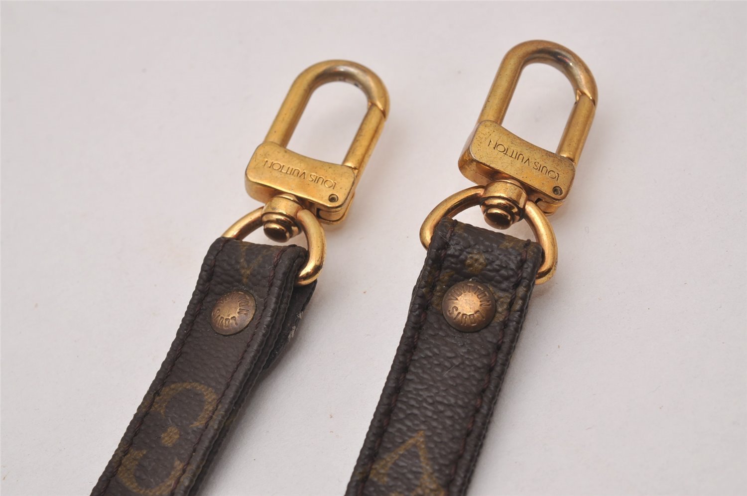 Authentic Louis Vuitton Monogram Shoulder Strap 39