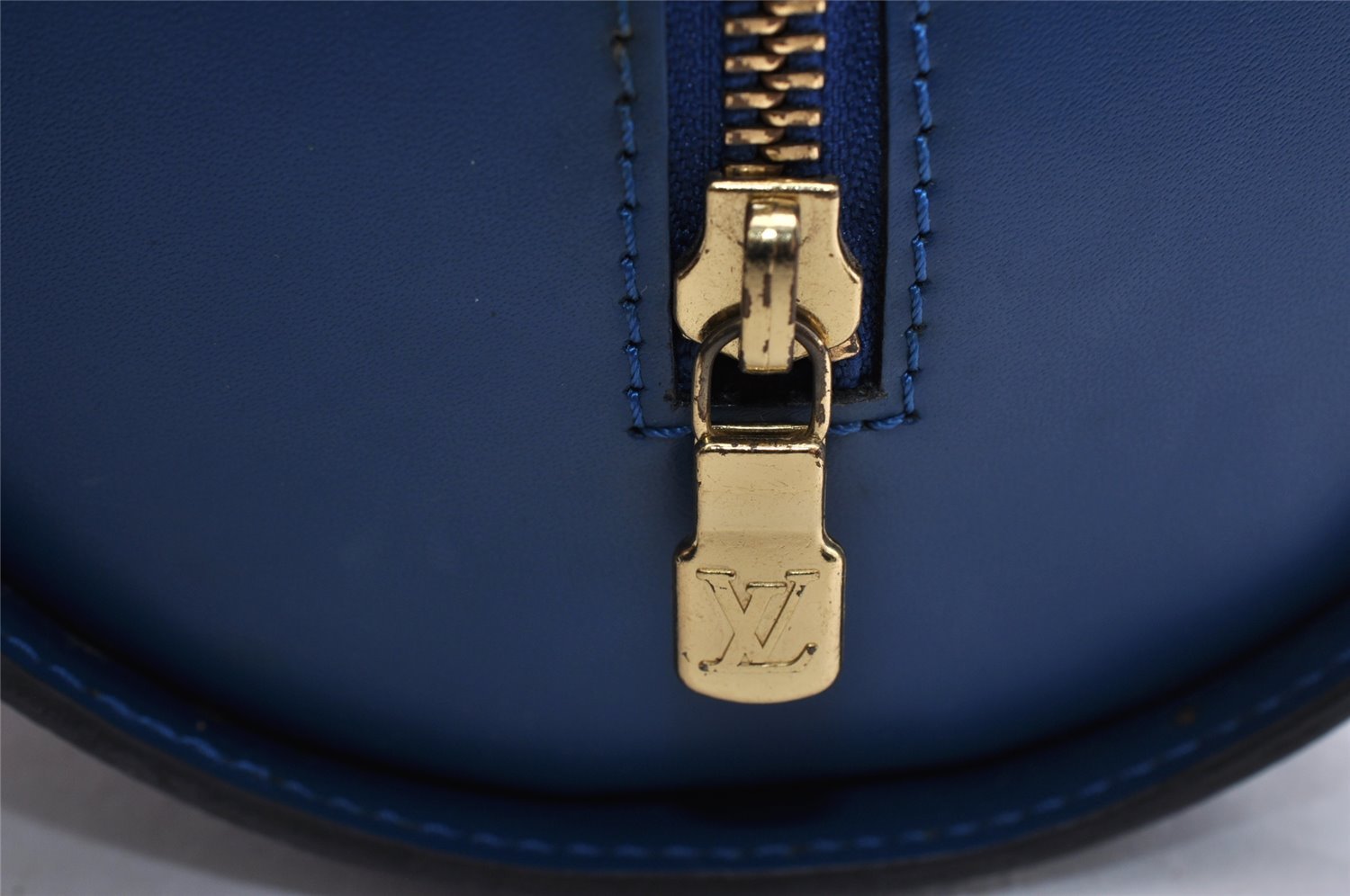 Authentic Louis Vuitton Epi Soufflot Hand Bag Blue M52225 LV 5226I
