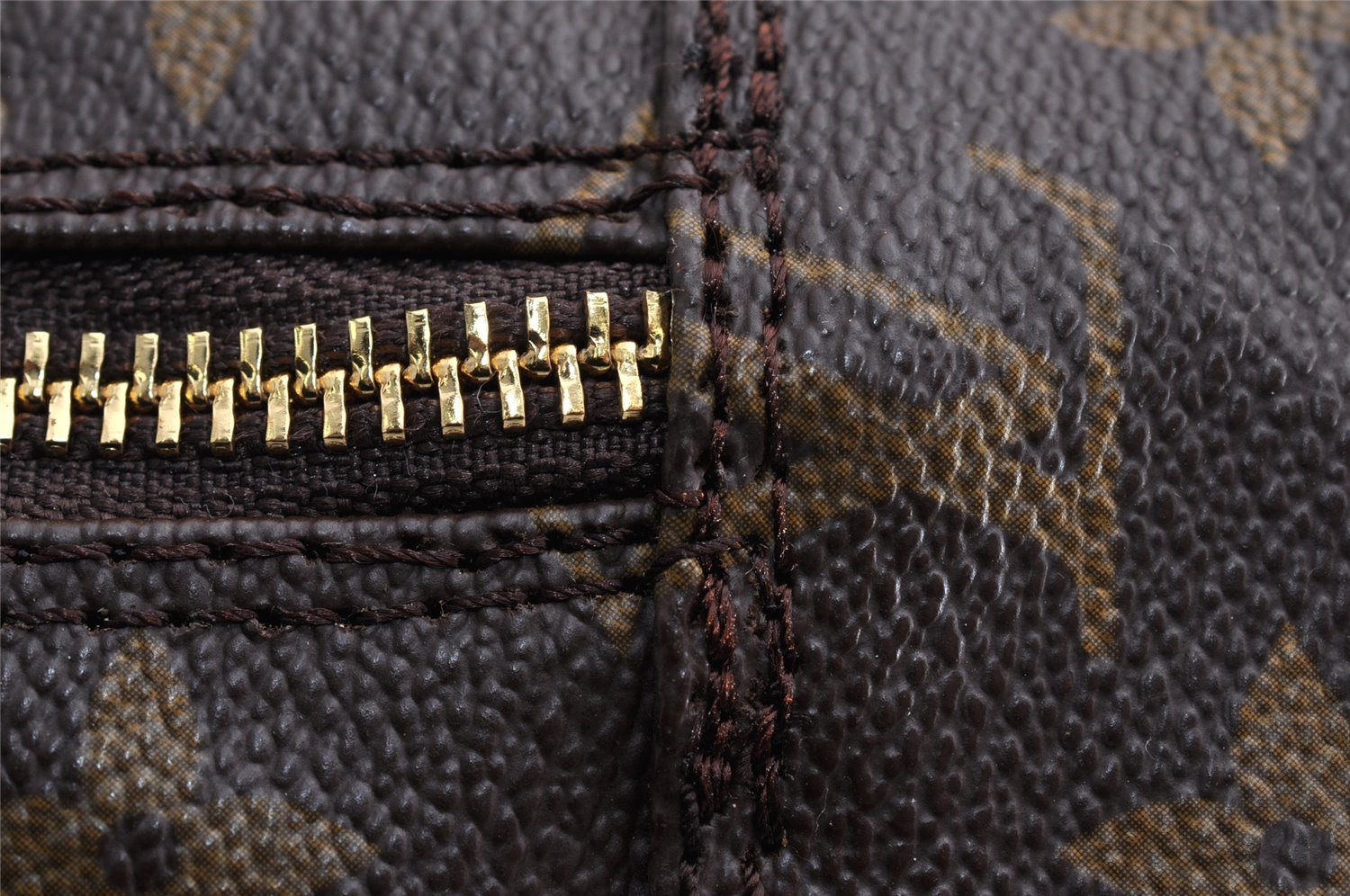 Auth Louis Vuitton Monogram Trousse Toilette 23 Clutch Hand Bag Old Model 5235I