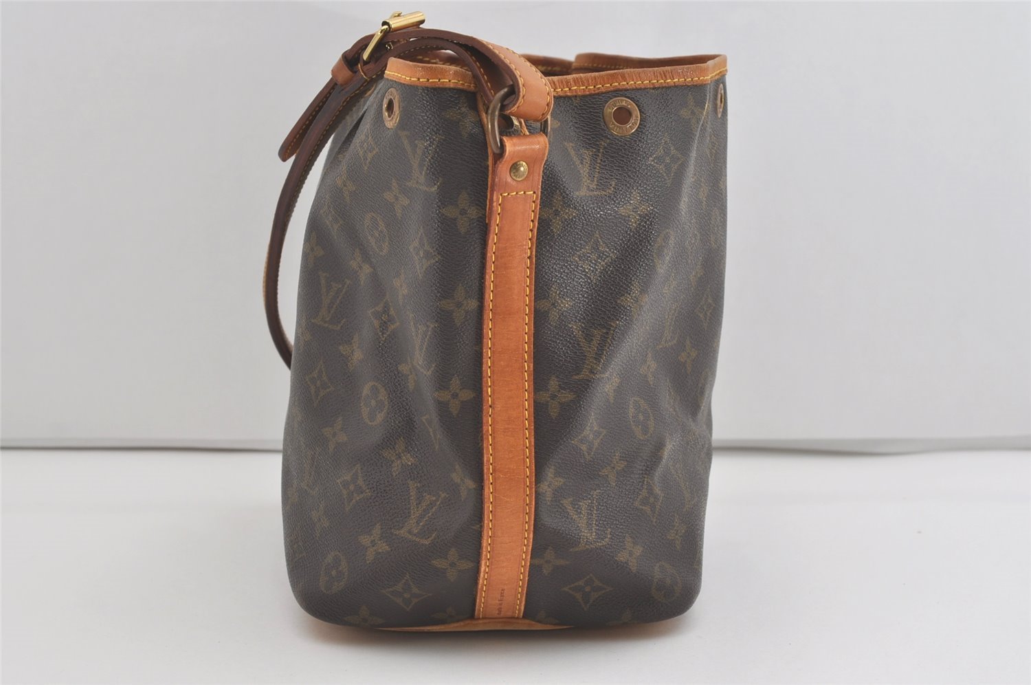 Authentic Louis Vuitton Monogram Petit Noe M42226 Shoulder Drawstring Bag 5247I