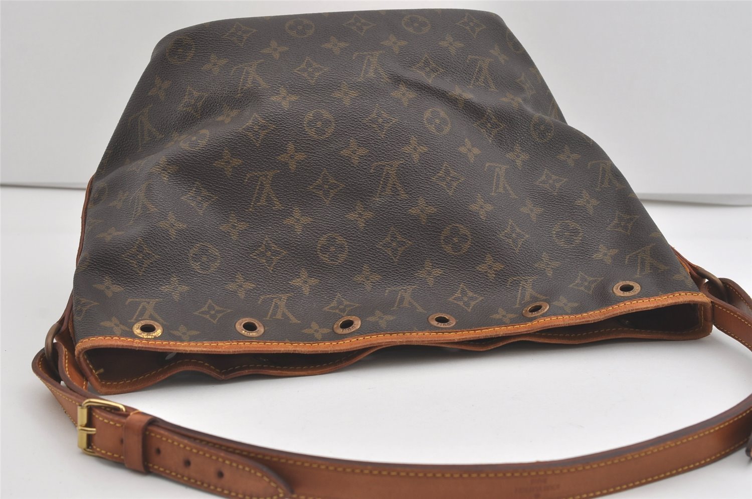 Authentic Louis Vuitton Monogram Petit Noe M42226 Shoulder Drawstring Bag 5247I