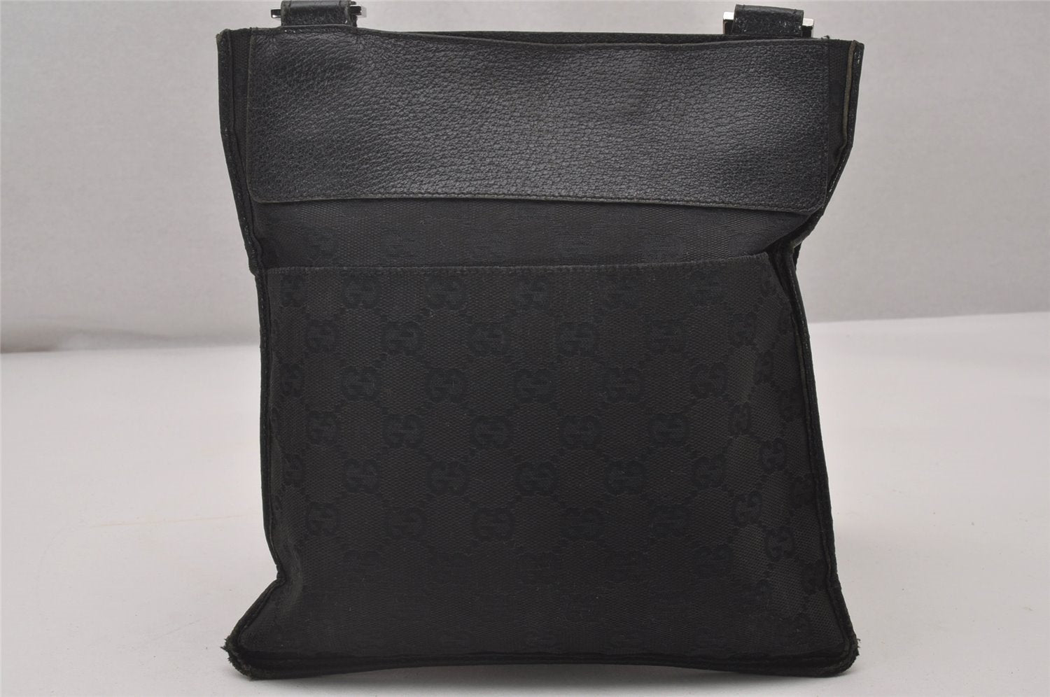Authentic GUCCI Shoulder Cross Body Bag GG Canvas Leather 27639 Black 5250I