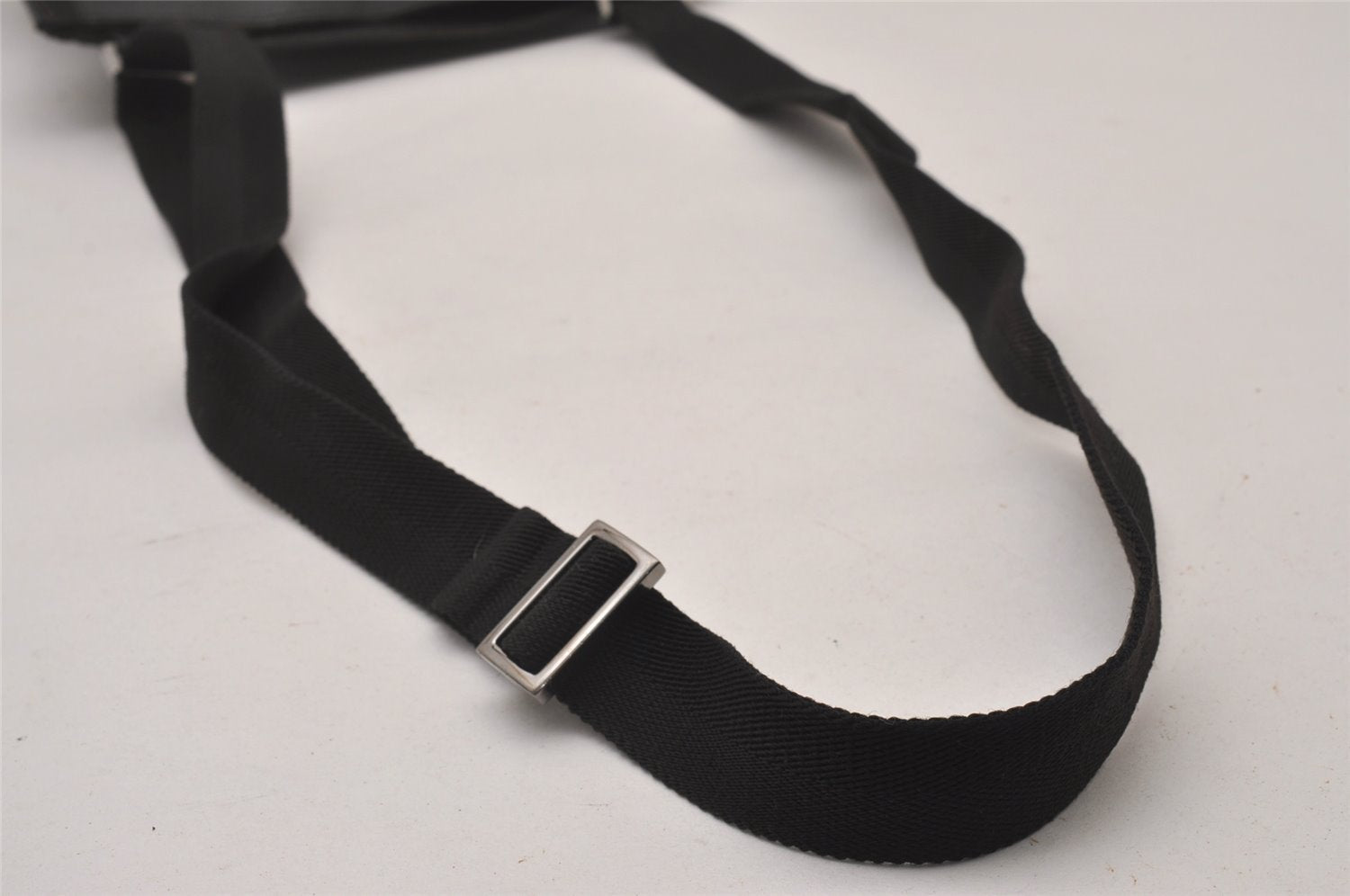 Authentic GUCCI Shoulder Cross Body Bag GG Canvas Leather 27639 Black 5250I