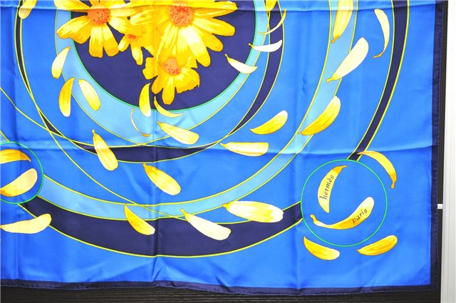 Authentic HERMES Carre 90 Scarf 