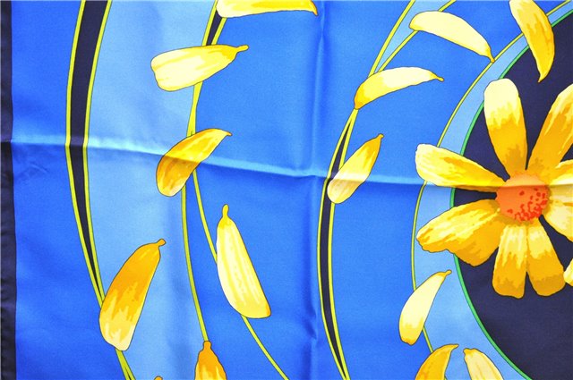 Authentic HERMES Carre 90 Scarf 