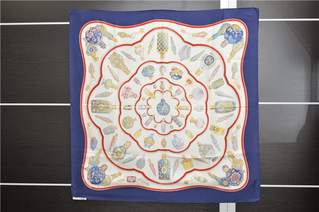 Authentic HERMES Carre 90 Scarf 