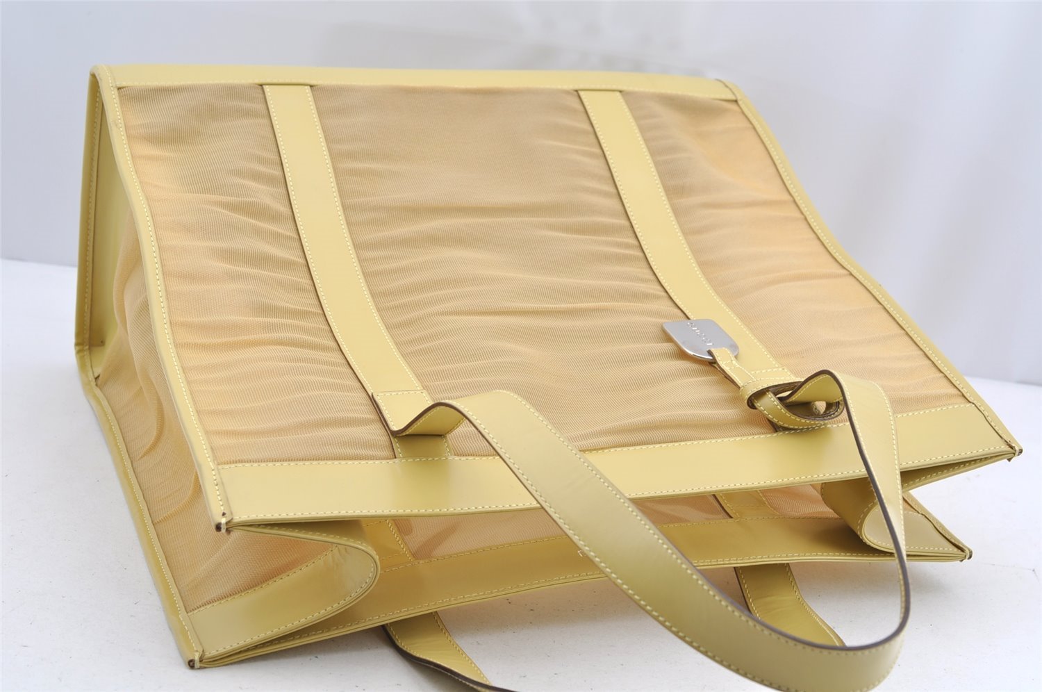 Authentic GUCCI Vintage Shoulder Tote Bag Mesh Leather Yellow 5273I