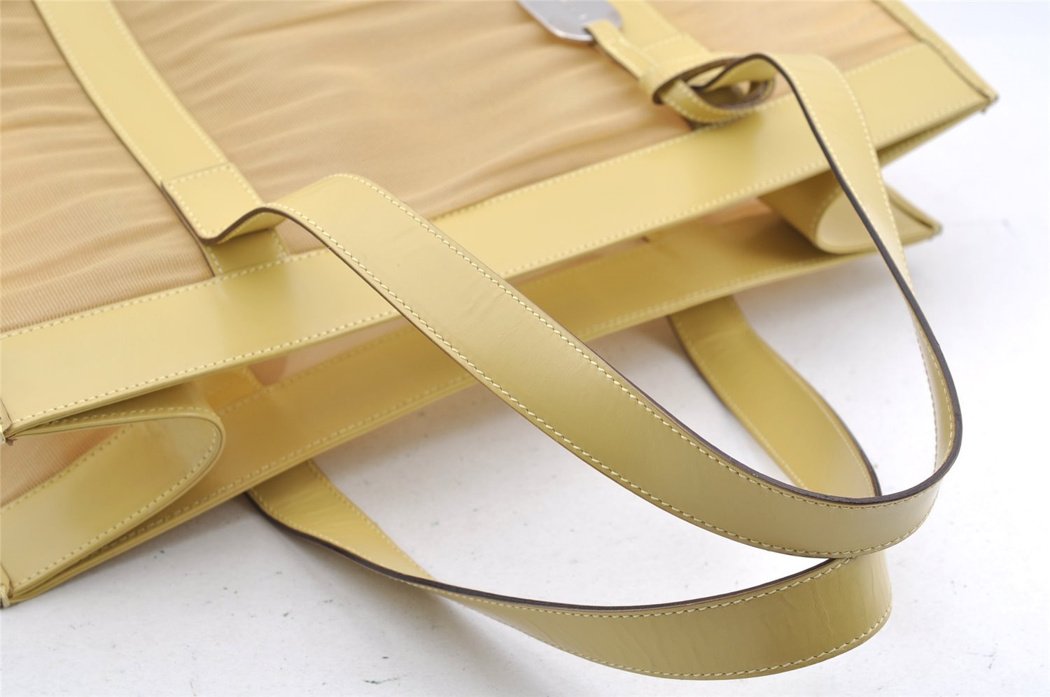 Authentic GUCCI Vintage Shoulder Tote Bag Mesh Leather Yellow 5273I