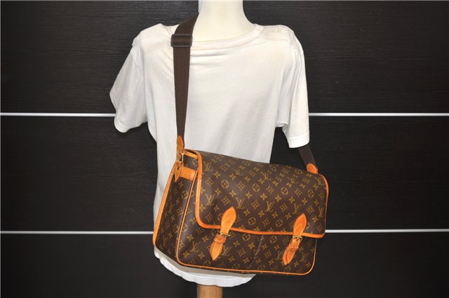 Auth Louis Vuitton Monogram Gibeciere GM Shoulder Cross Body Bag M42246 LV 5276D