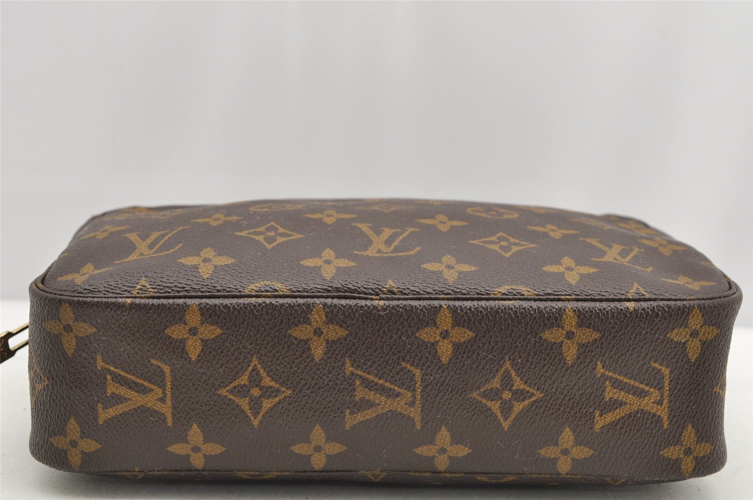 Auth Louis Vuitton Monogram Trousse Toilette 23 Clutch Hand Bag M47524 LV 5279I