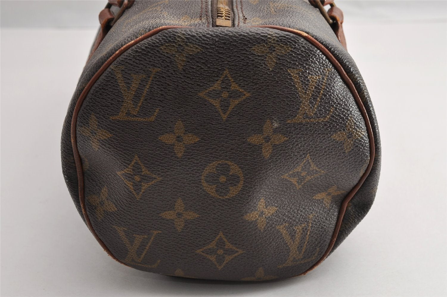 Authentic Louis Vuitton Monogram Papillon 30 Hand Bag Old Model LV 5281I