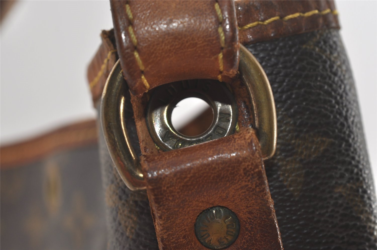 Authentic Louis Vuitton Monogram Noe Shoulder Drawstring Bag M42224 LV 5289I