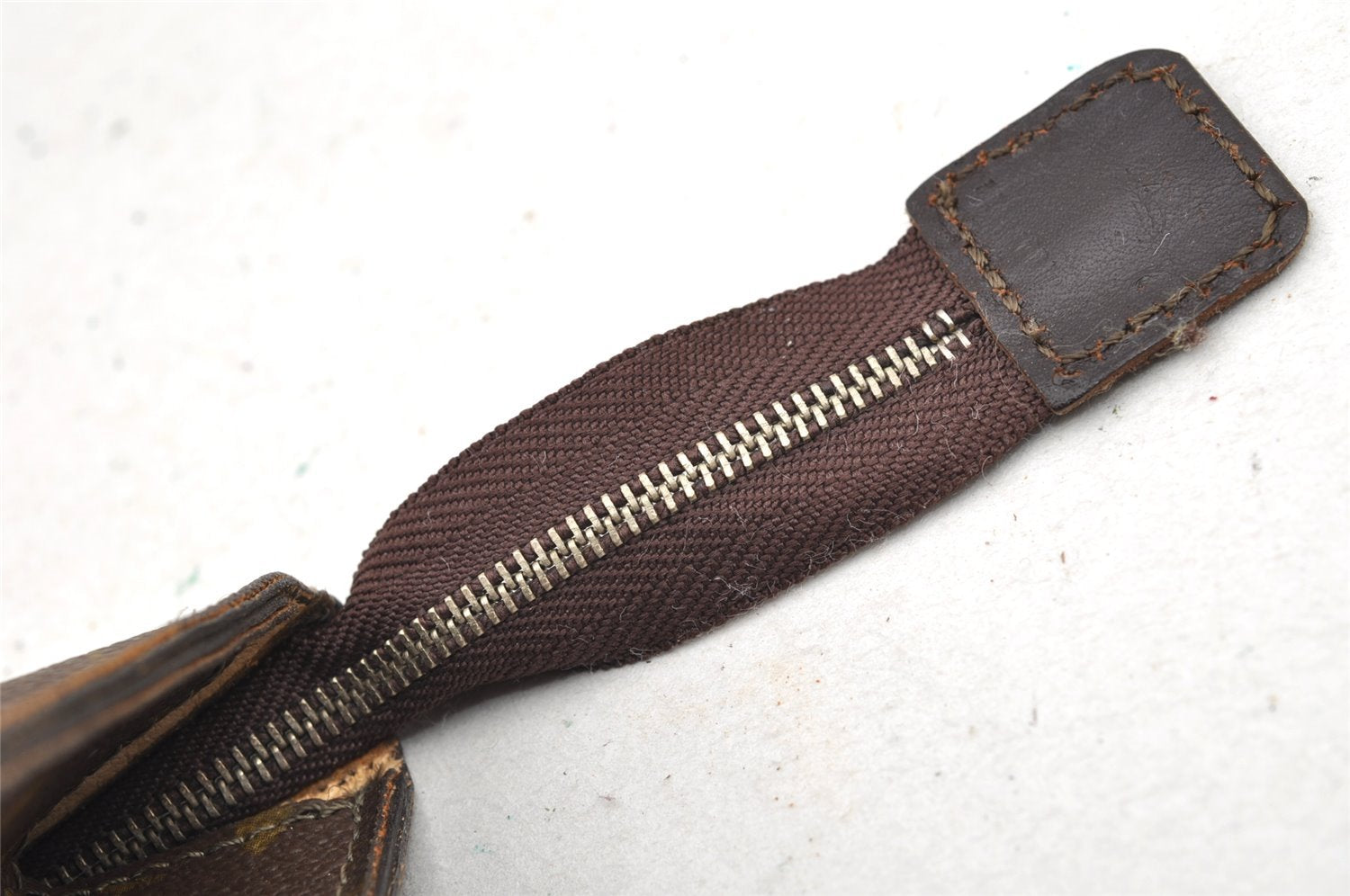 Authentic Louis Vuitton Monogram Poche Toilette 26 M47542 Cosmetics Pouch 5311I