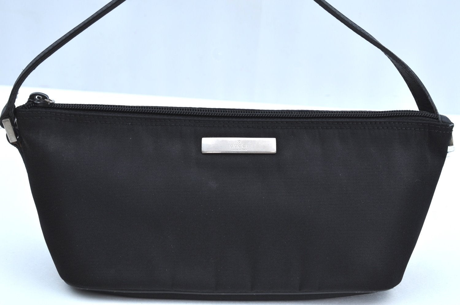 Authentic GUCCI Hand Bag Pouch Purse Nylon Leather 0391103 Black 5312F