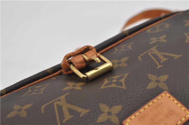 Authentic Louis Vuitton Monogram Saumur 30 Shoulder Cross Bag M42256 LV 5322F