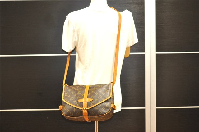 Authentic Louis Vuitton Monogram Saumur 30 Shoulder Cross Bag M42256 LV 5322F