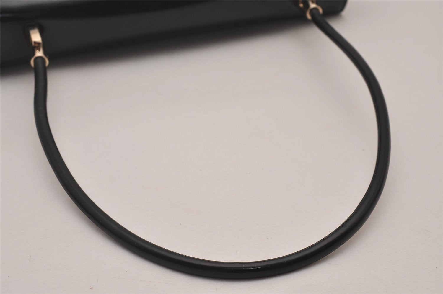 Authentic GUCCI Vintage Shoulder Hand Bag Purse Leather Black 5323I