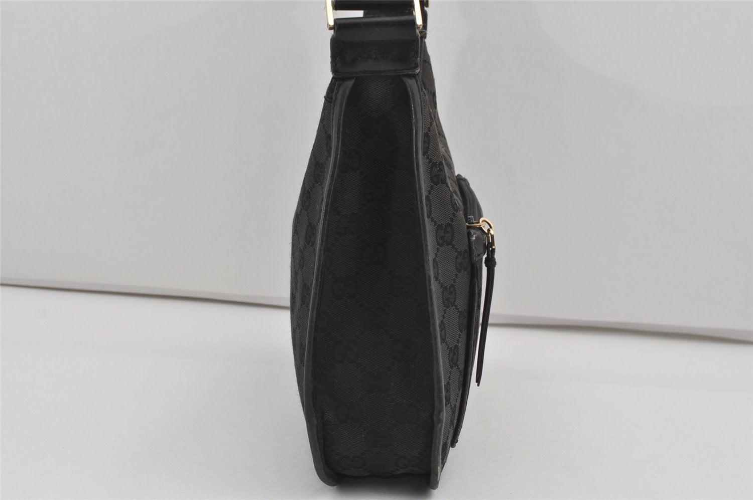 Authentic GUCCI Vintage Shoulder Bag Purse GG Canvas Leather 0014198 Black 5324I