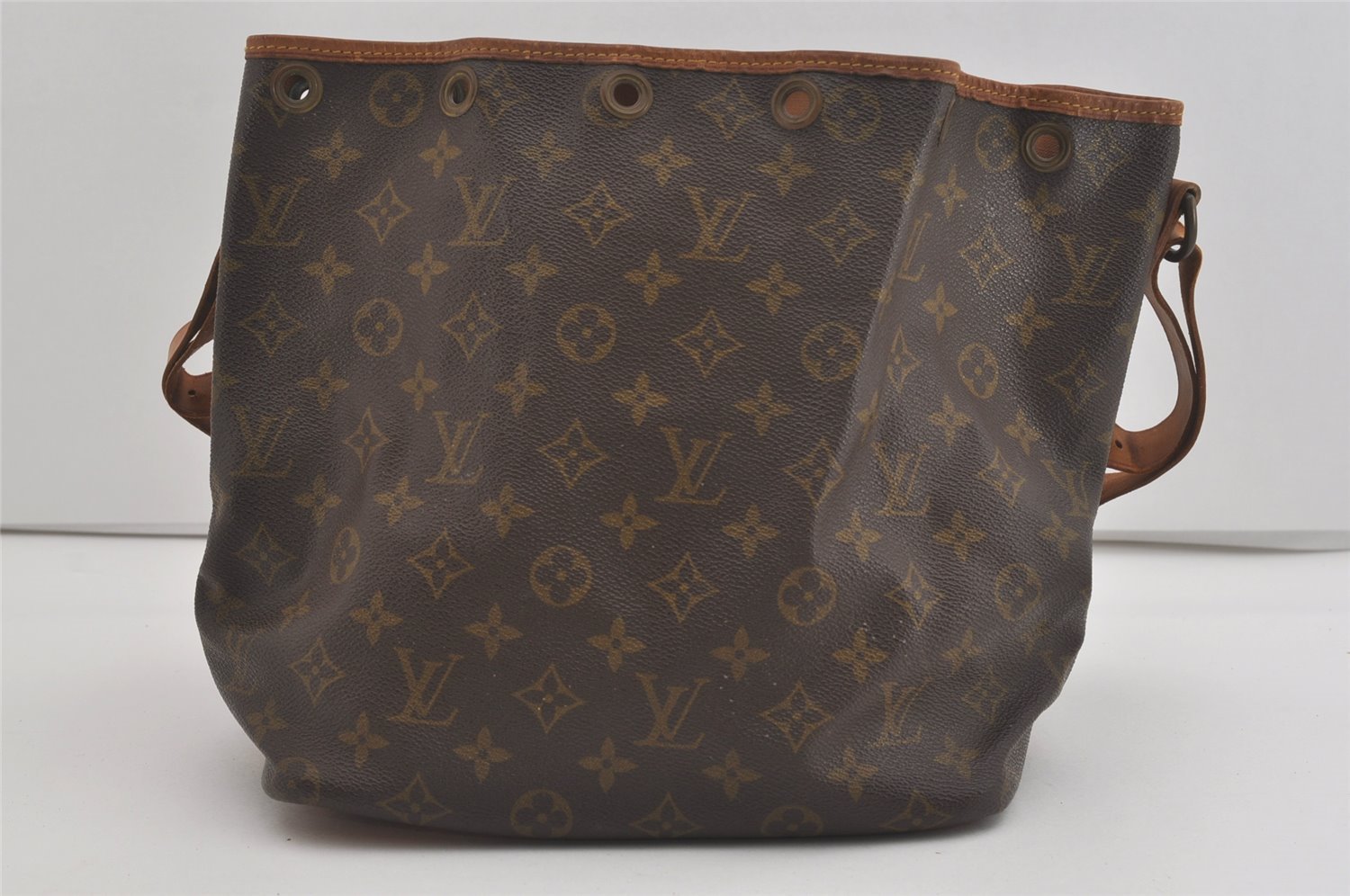 Authentic Louis Vuitton Monogram Petit Noe Drawstring Bag Old Model LV 5325I