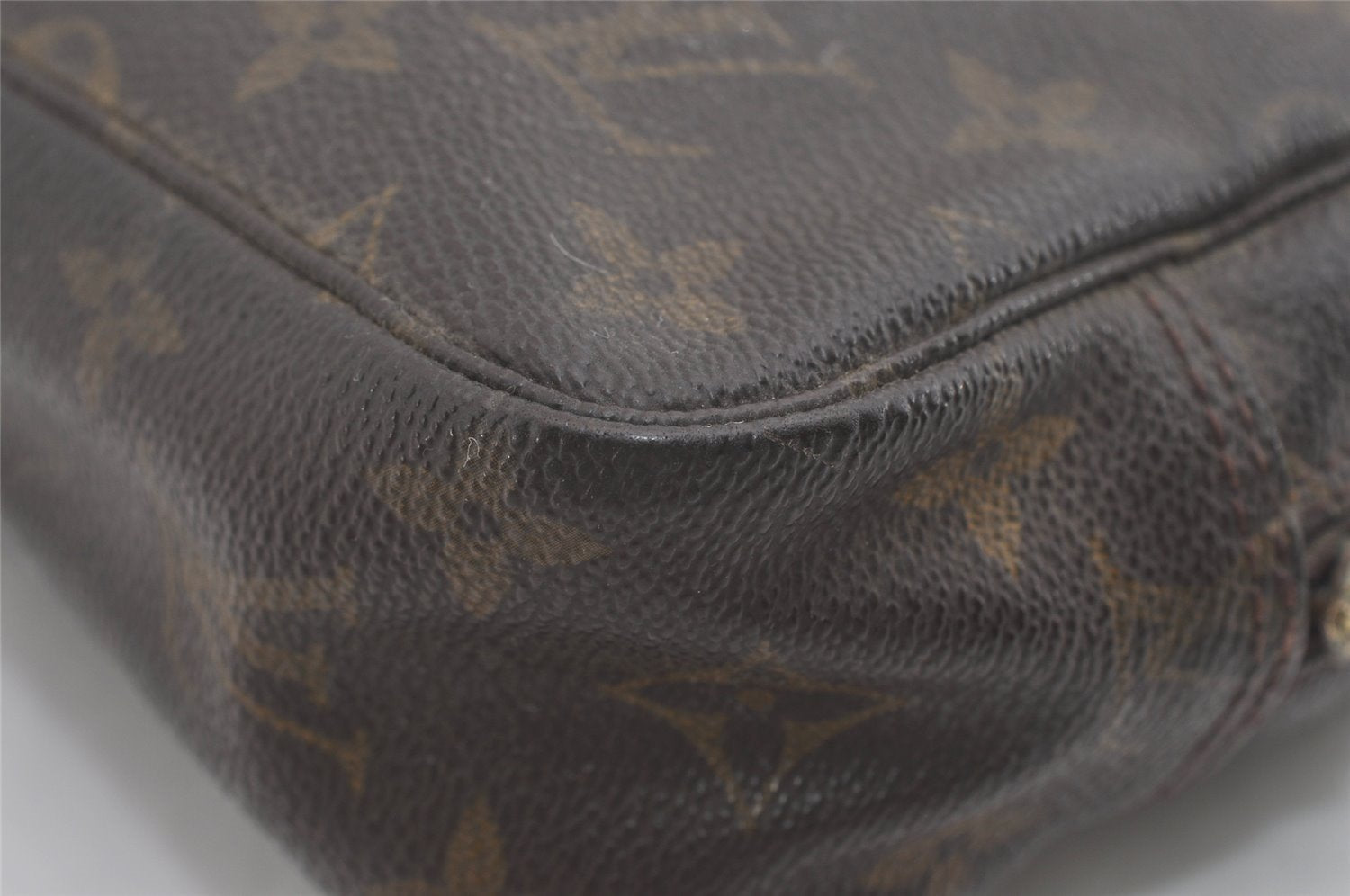 Auth Louis Vuitton Monogram Trousse Toilette 23 Clutch Bag M47524 LV Junk 5331I