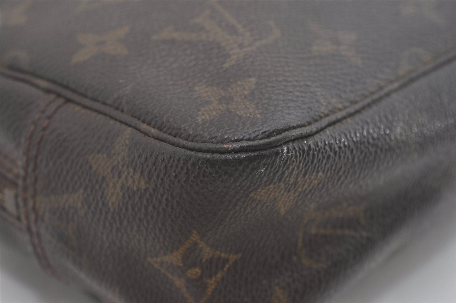 Auth Louis Vuitton Monogram Trousse Toilette 23 Clutch Bag M47524 LV Junk 5331I