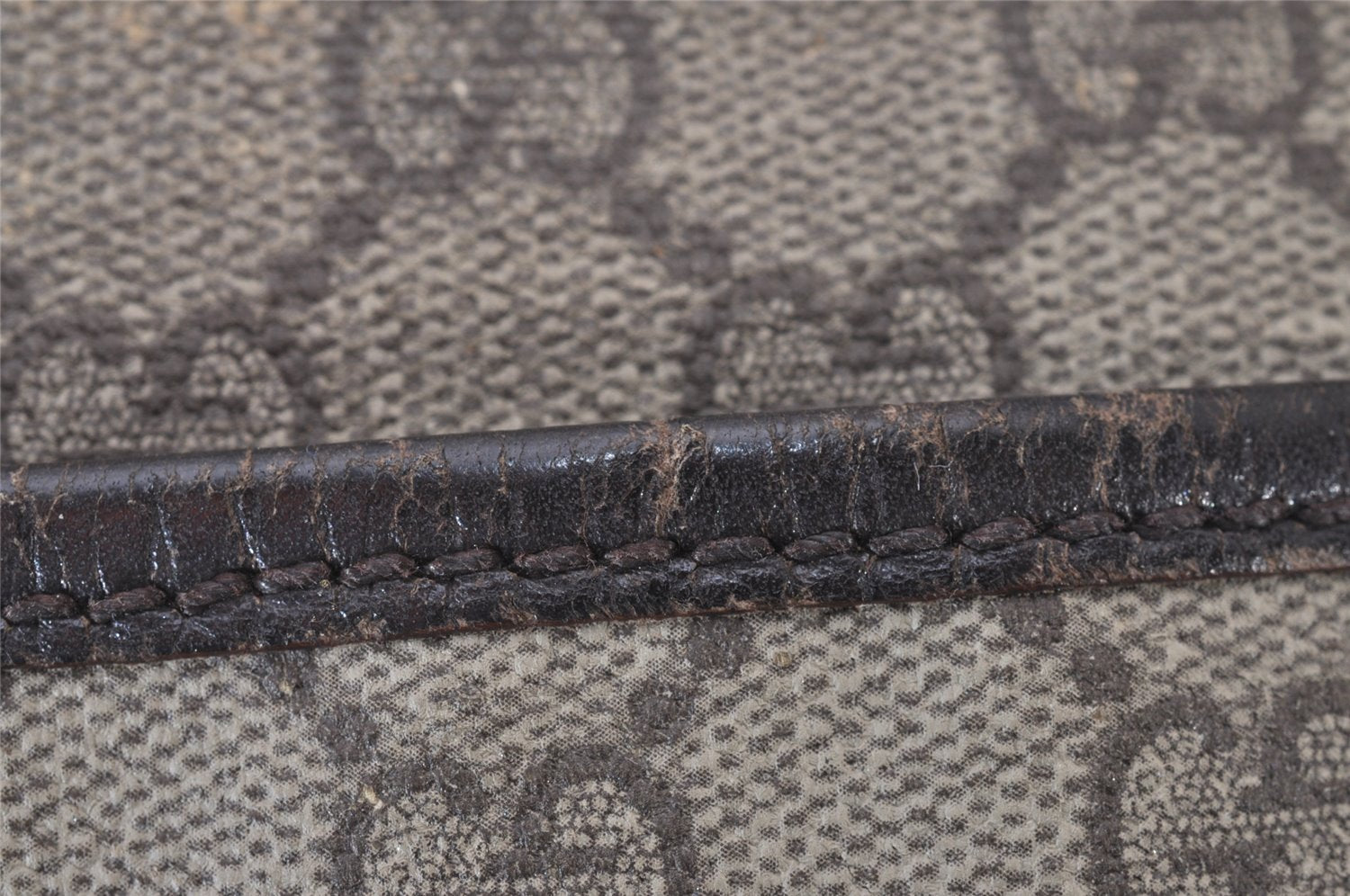 Authentic GUCCI Shoulder Cross Body Bag Purse GG PVC Leather 141626 Brown 5332I