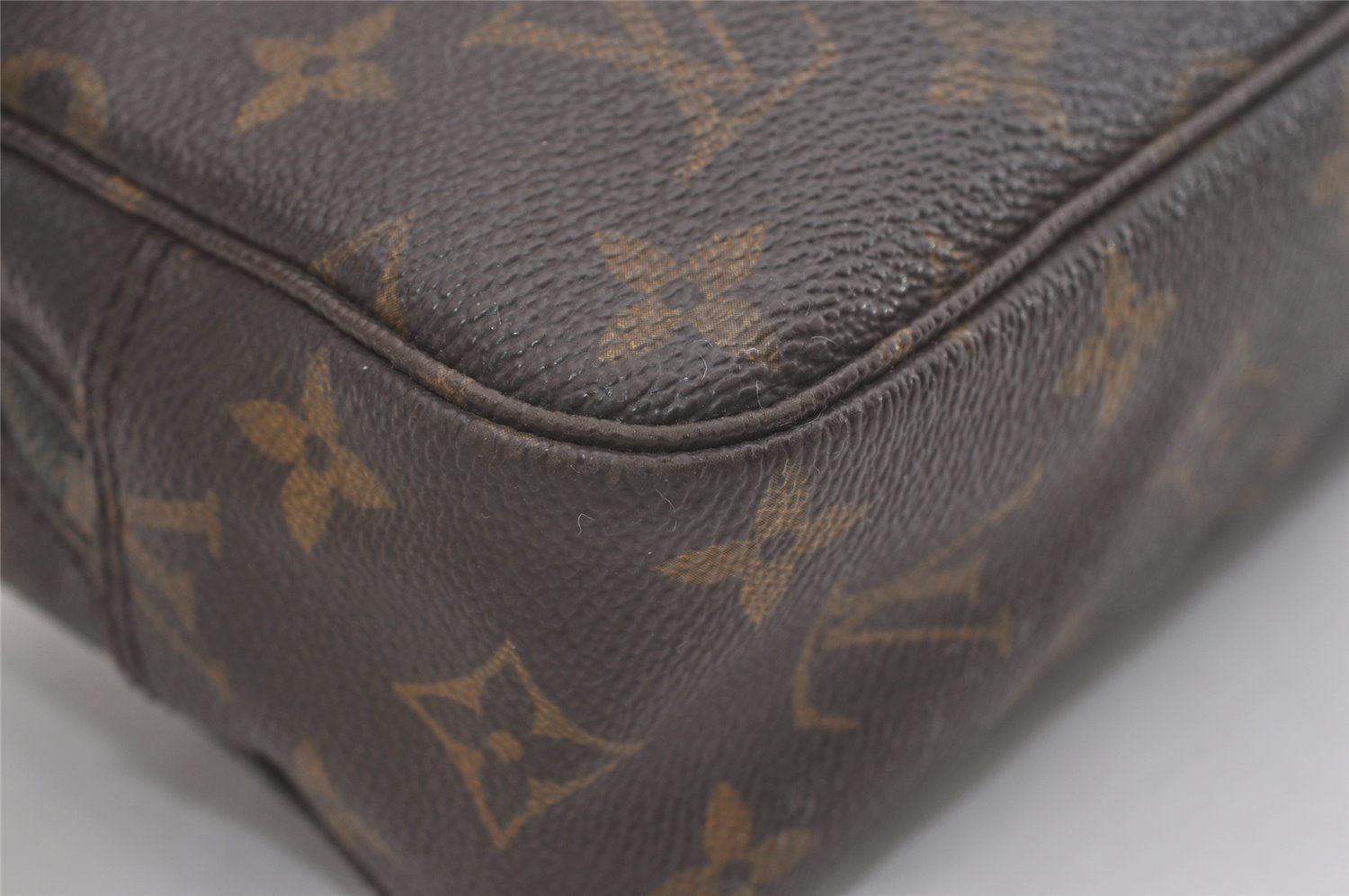 Auth Louis Vuitton Monogram Trousse Toilette 23 Clutch Bag M47524 Junk 5344I