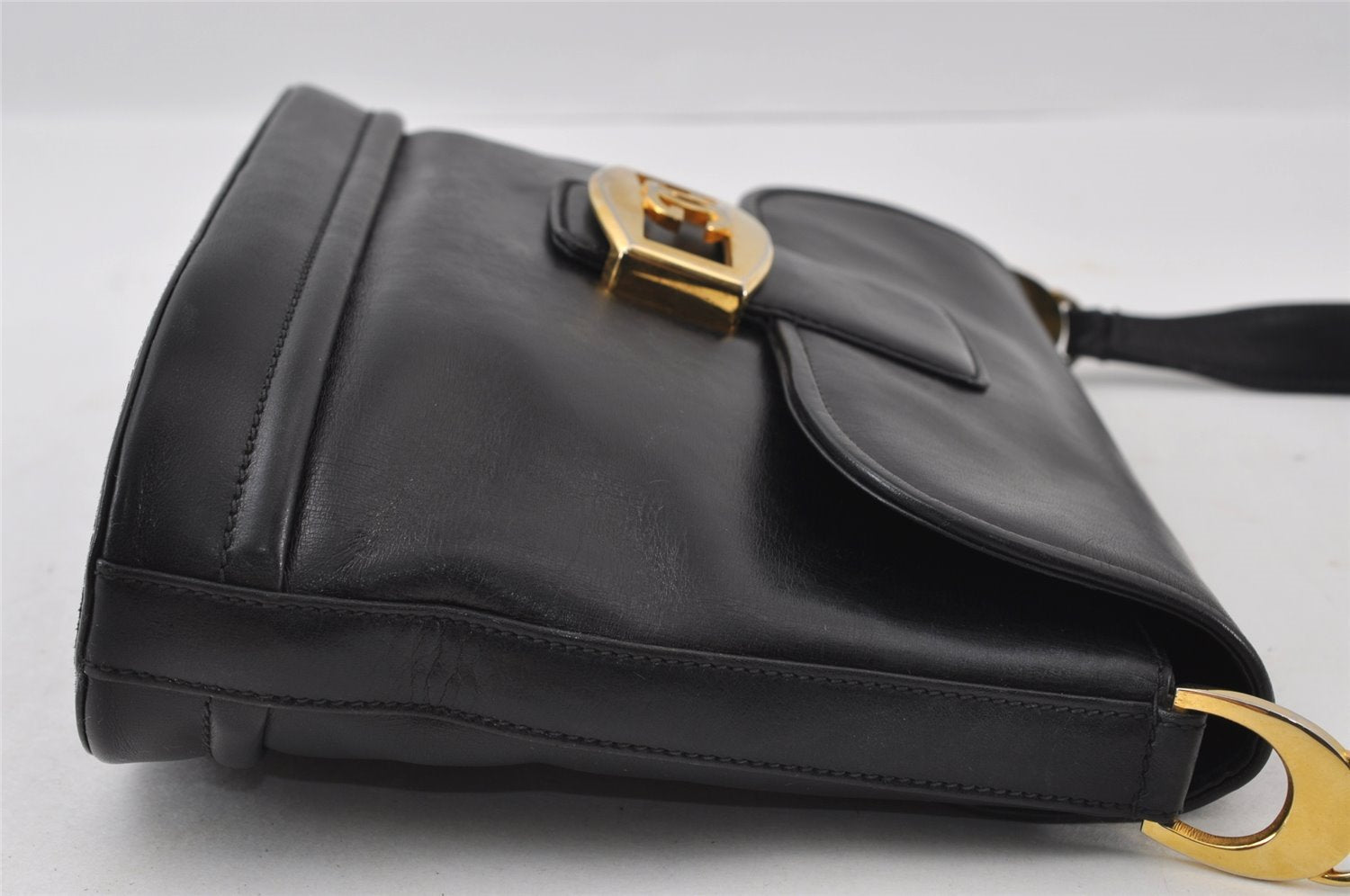 Authentic GUCCI Vintage Shoulder Bag Purse Leather Black 5353I