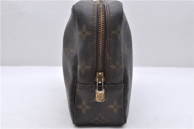 Auth Louis Vuitton Monogram Trousse Toilette 23 Clutch Hand Bag M47524 LV 5372D