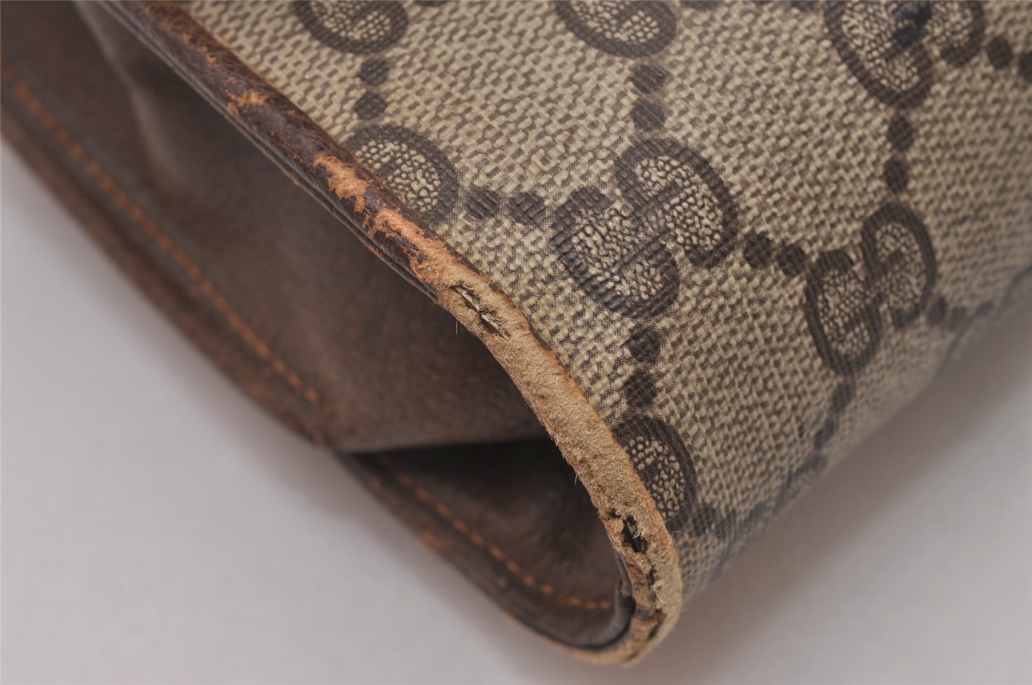 Authentic GUCCI 2Way Shoulder Clutch Bag Purse GG PVC Leather Brown Junk 5378I