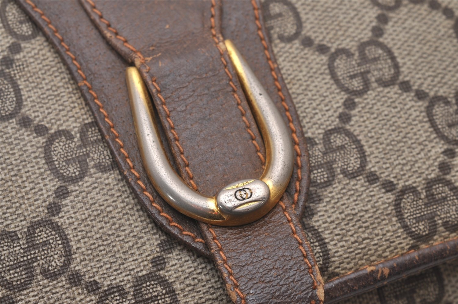 Authentic GUCCI 2Way Shoulder Clutch Bag Purse GG PVC Leather Brown Junk 5378I