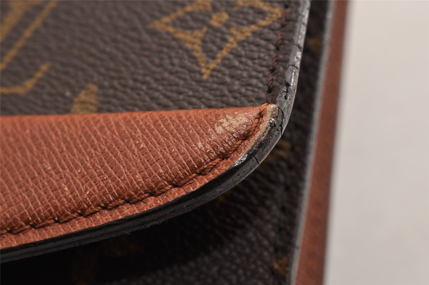 Authentic Louis Vuitton Monogram Bordeaux M51797 2Way Shoulder Clutch Bag 5382I