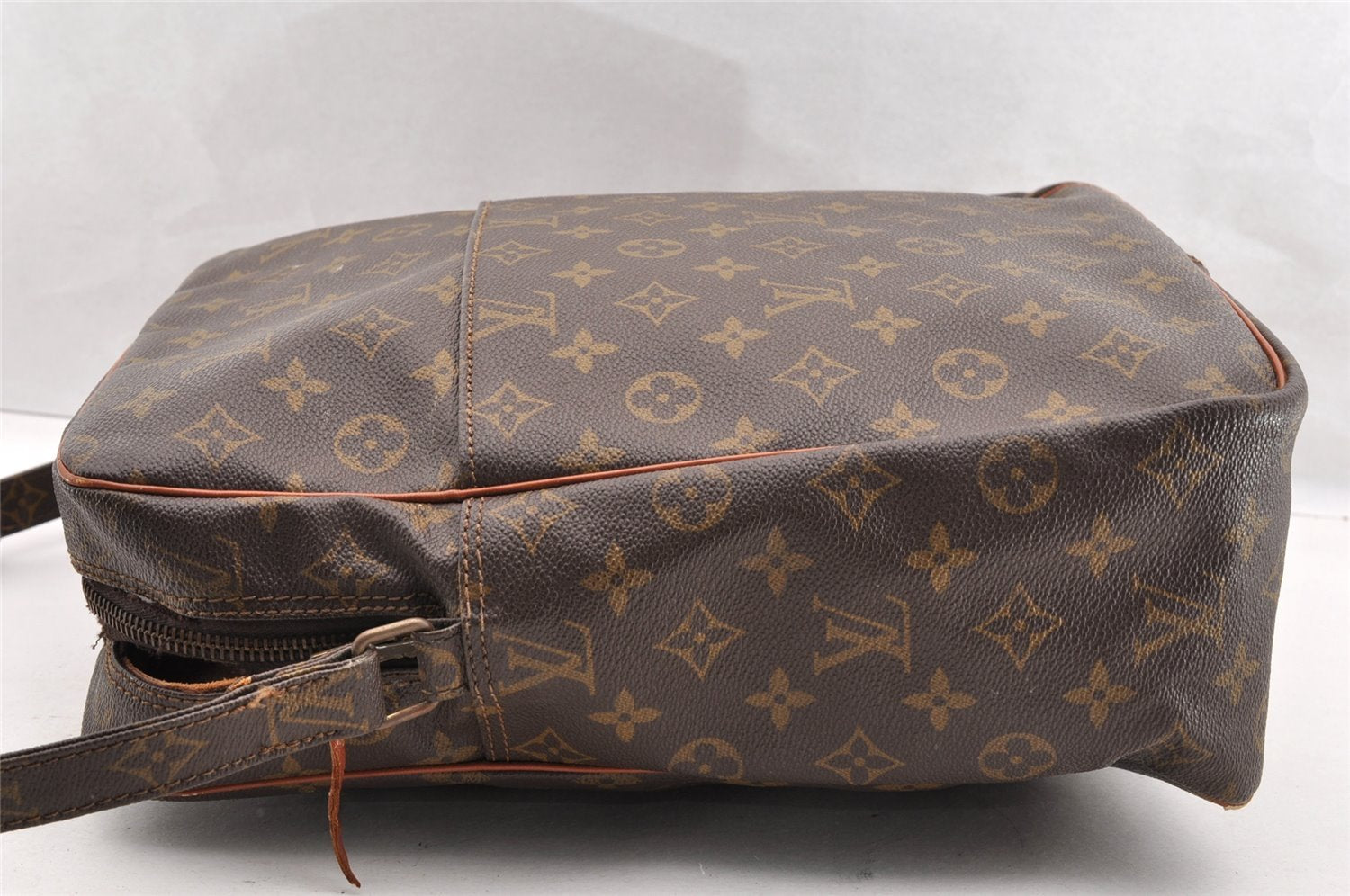 Authentic Louis Vuitton Monogram Marceau Shoulder Cross Bag Old Model Junk 5383I