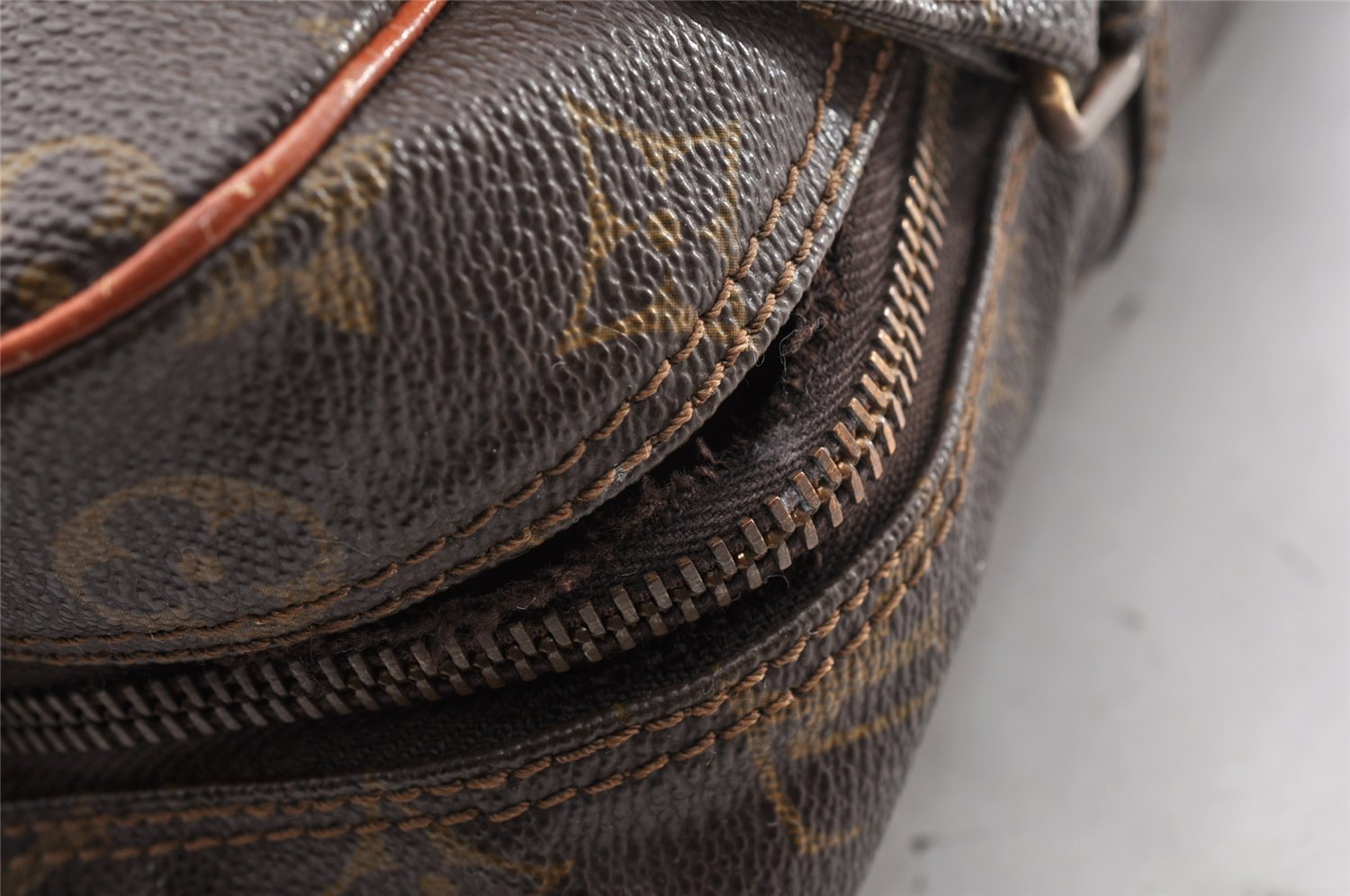 Authentic Louis Vuitton Monogram Marceau Shoulder Cross Bag Old Model Junk 5383I