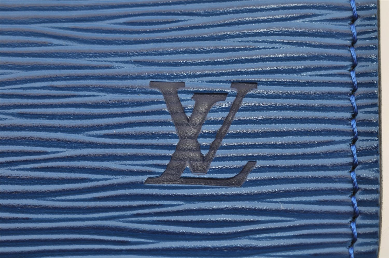 Authentic Louis Vuitton Epi Riviera Hand Bag Blue M48185 LV 5393I